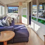 3 Bedroom Beautiful In Сasa de vacaciones