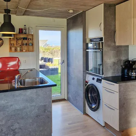 Prázdninový dům 3 Bedroom Beautiful In Lokken