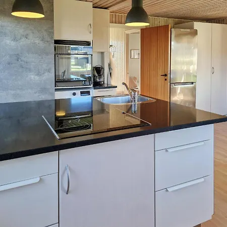 3 Bedroom Beautiful In Lokken * Furreby